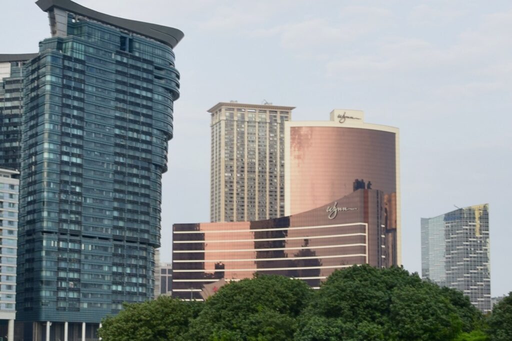 Macau casinos\u2019 revenue fell 88% due to COVID-19