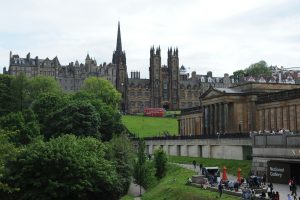 Edinburgh scientist argues consciousness evolved for future simulation, not AI