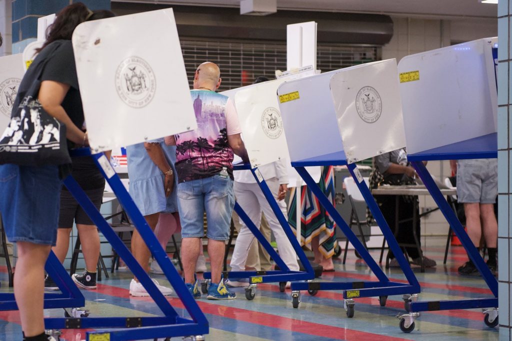AI Industrys Coordinated Political Push Reshapes New York Primary Races