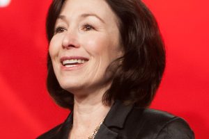 Oracle shifts $3.6 billion from payroll to data center expansion