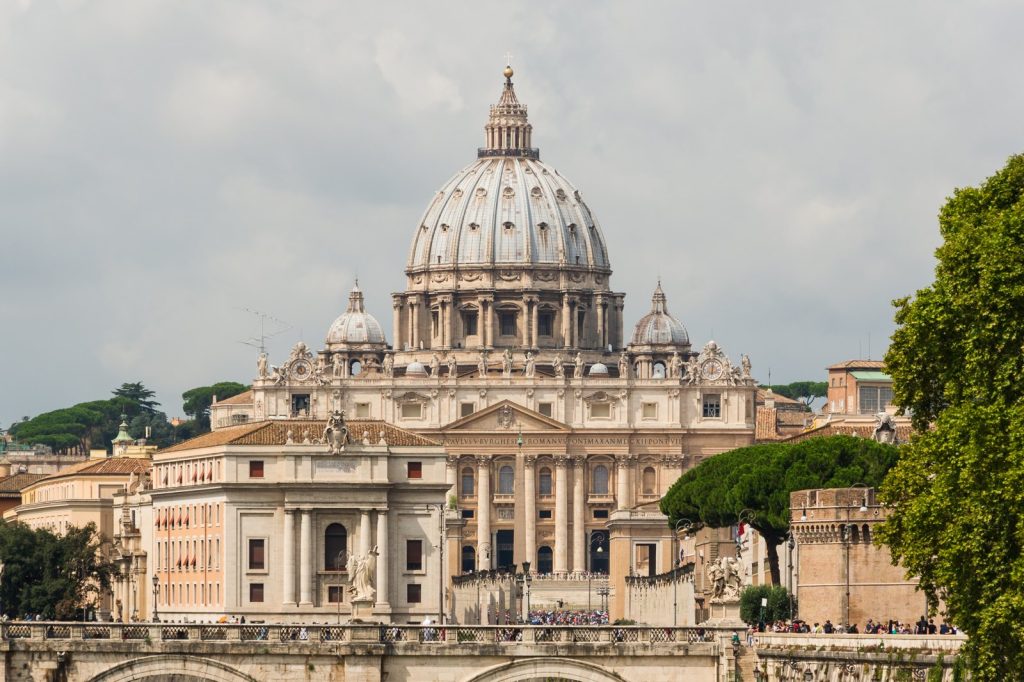 Pope\u2019s Remarks on AI and Education Spark Debate Among U.S. Universities