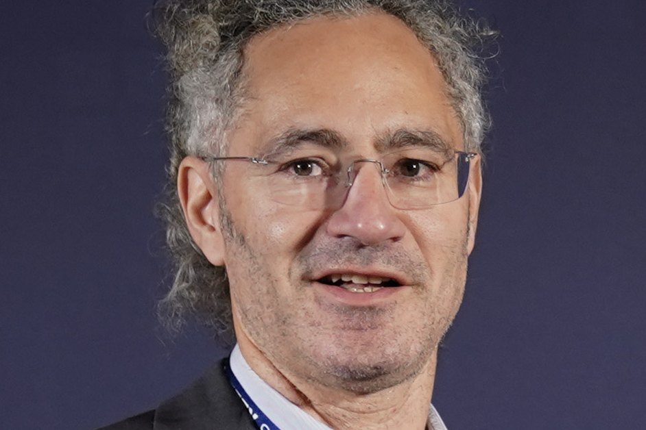 Palantir CEO warns US firms wasting cash on AI services that steal data