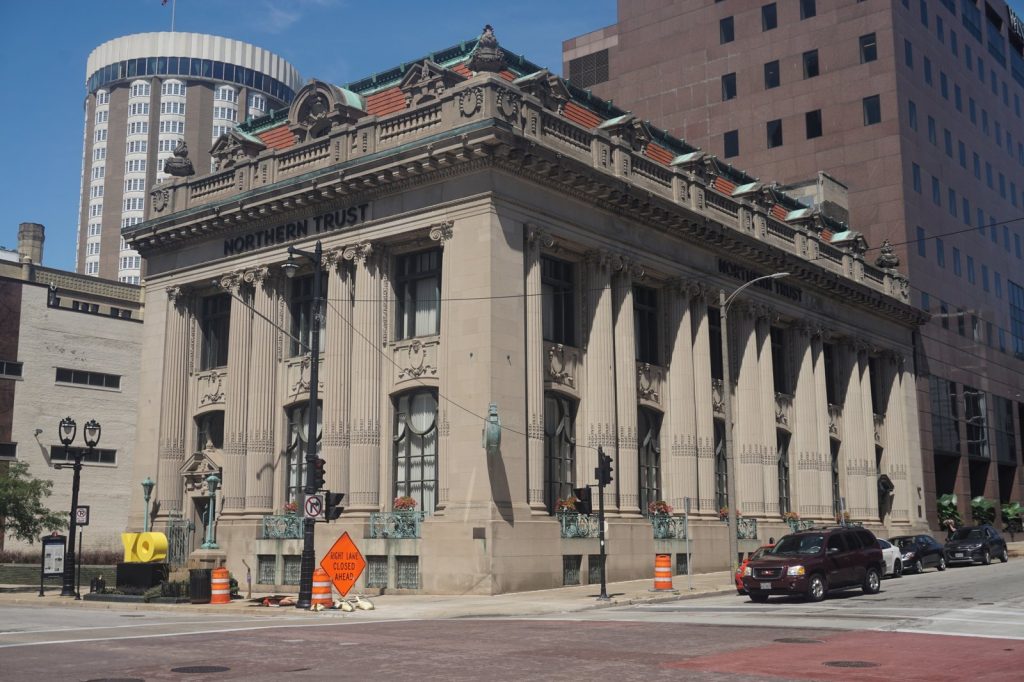 Northern Trust\u2019s Mike Hunstad: AI May Drive 2026 Deflation