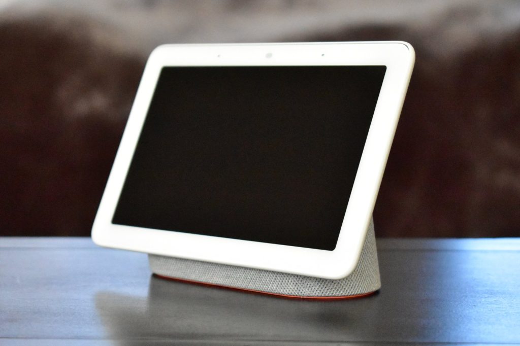 UGREEN Debuts HomeAgent AI Hub, Entering Smart Home Market
