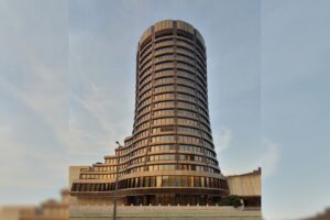 AI frenzy threatens fragile global economy, BIS warns