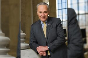 Senate AI Oversight Bill Gains Bipartisan Backing, Faces Hurdles