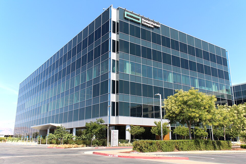 Hewlett Packard Enterprise Co Hpe