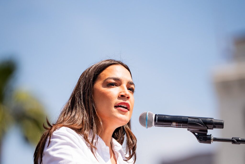 Ocasio-Cortez, Nine House Democrats Co-Sponsor Bill Banning AI Superintelligence