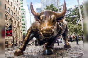 Interactive Brokers integrates ChatGPT and Grok for AI-driven market analysis