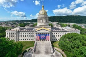 West Virginia Students Build AI, App Skills in Thunkable Pilot