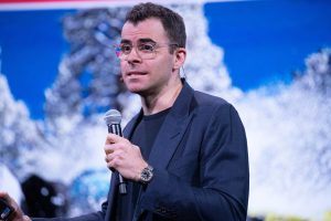 Instagram Introduces AI Assistant to Analyze and Improve Underperforming Reels